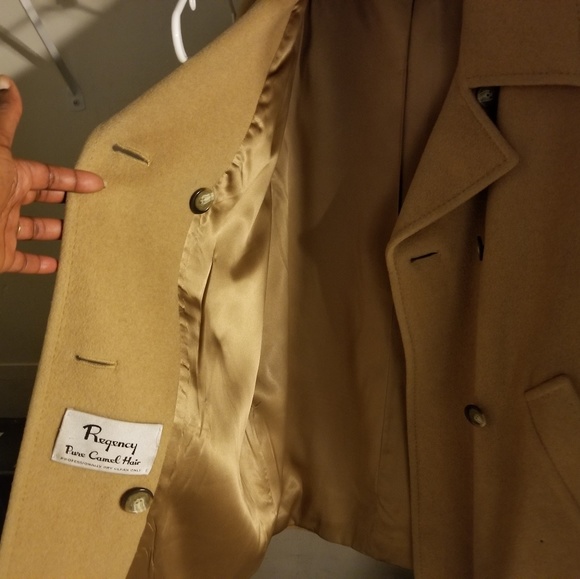 Coat - Picture 2 of 4